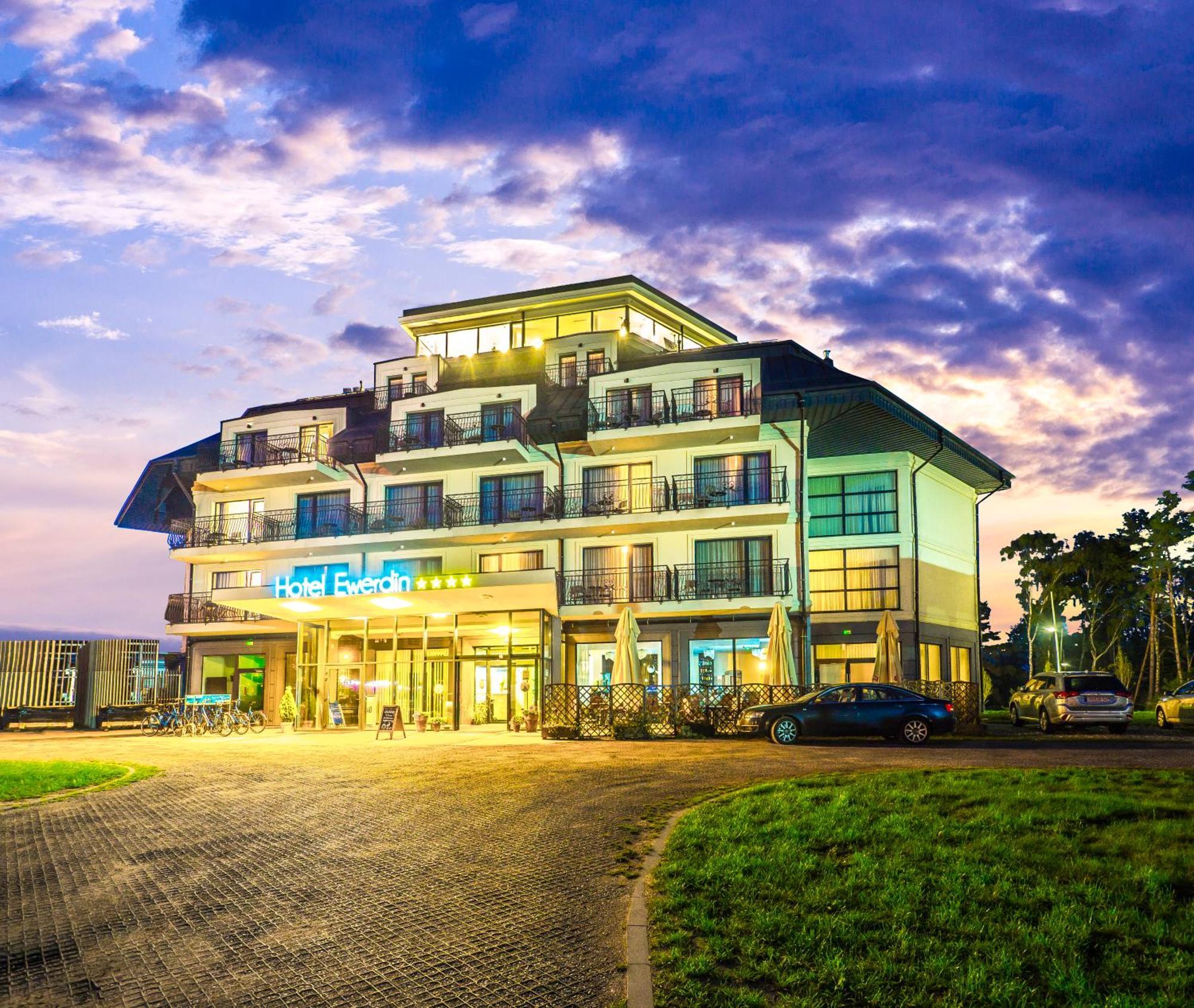 Hotel Ewerdin Świnoujście Exterior foto
